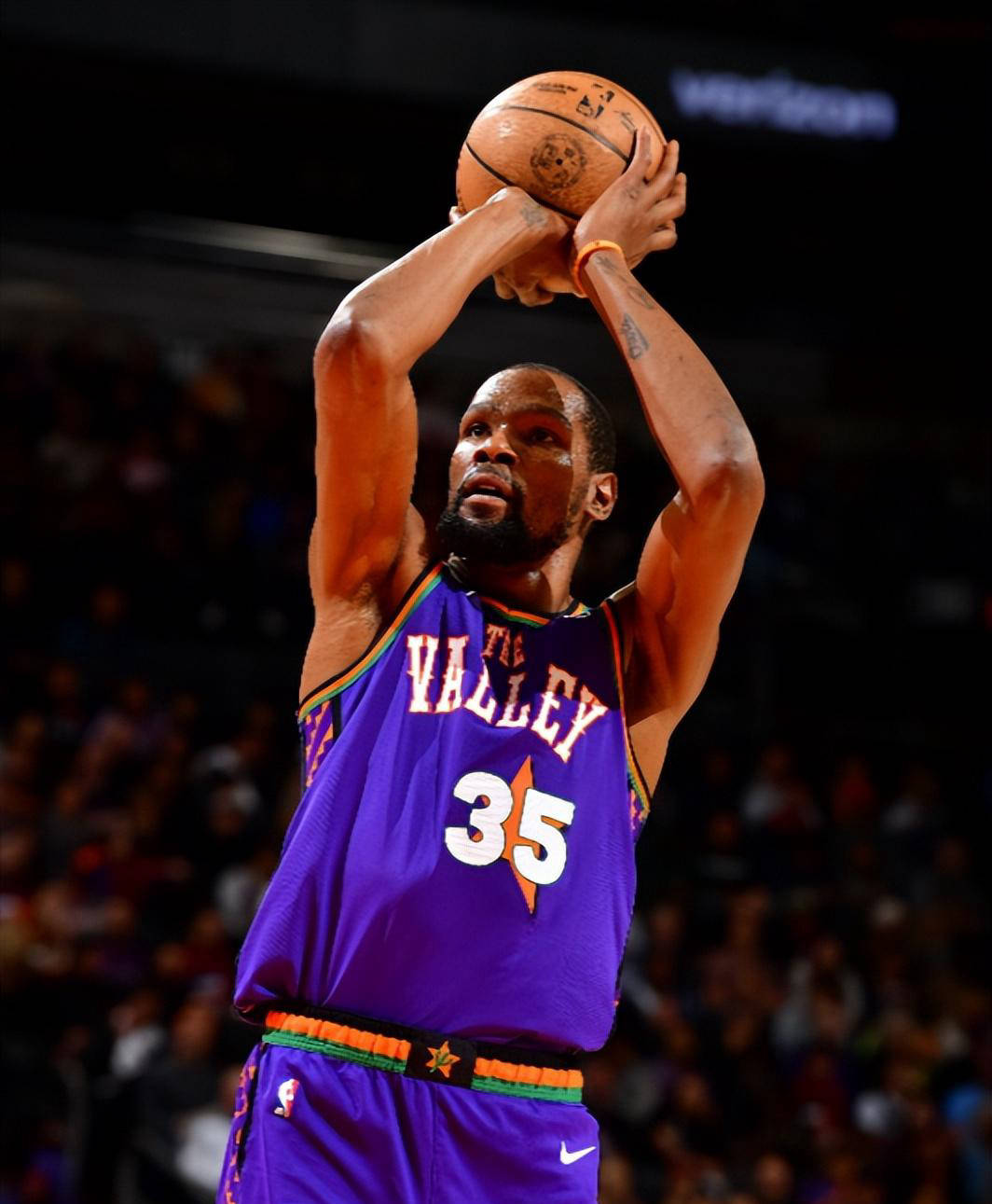 开云下载-包含雄鹿队全场压倒爵士队，取得三连胜的词条