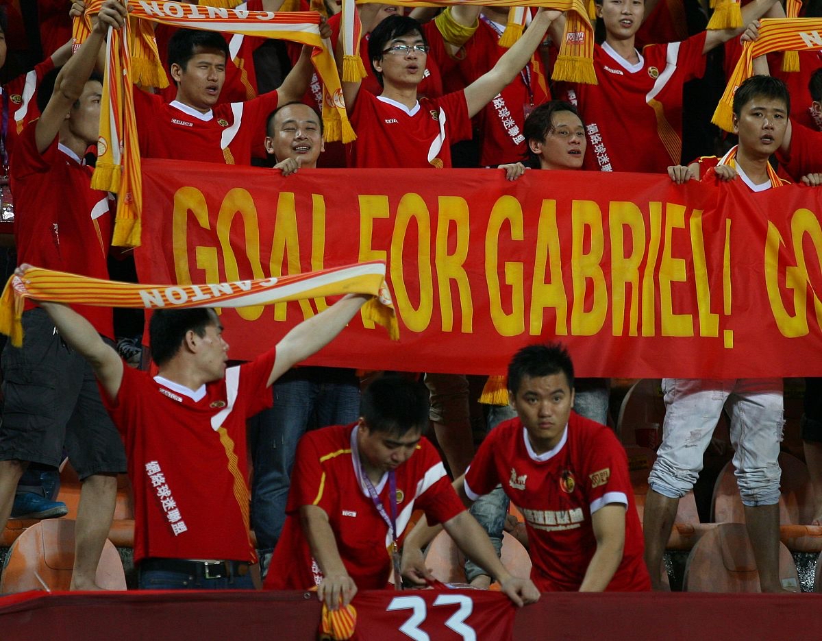 包含欧洲强队重返赛场,豪取胜利掀起胜利之风的词条 包含欧洲强队重返赛场,豪取胜利掀起胜利之风的词条