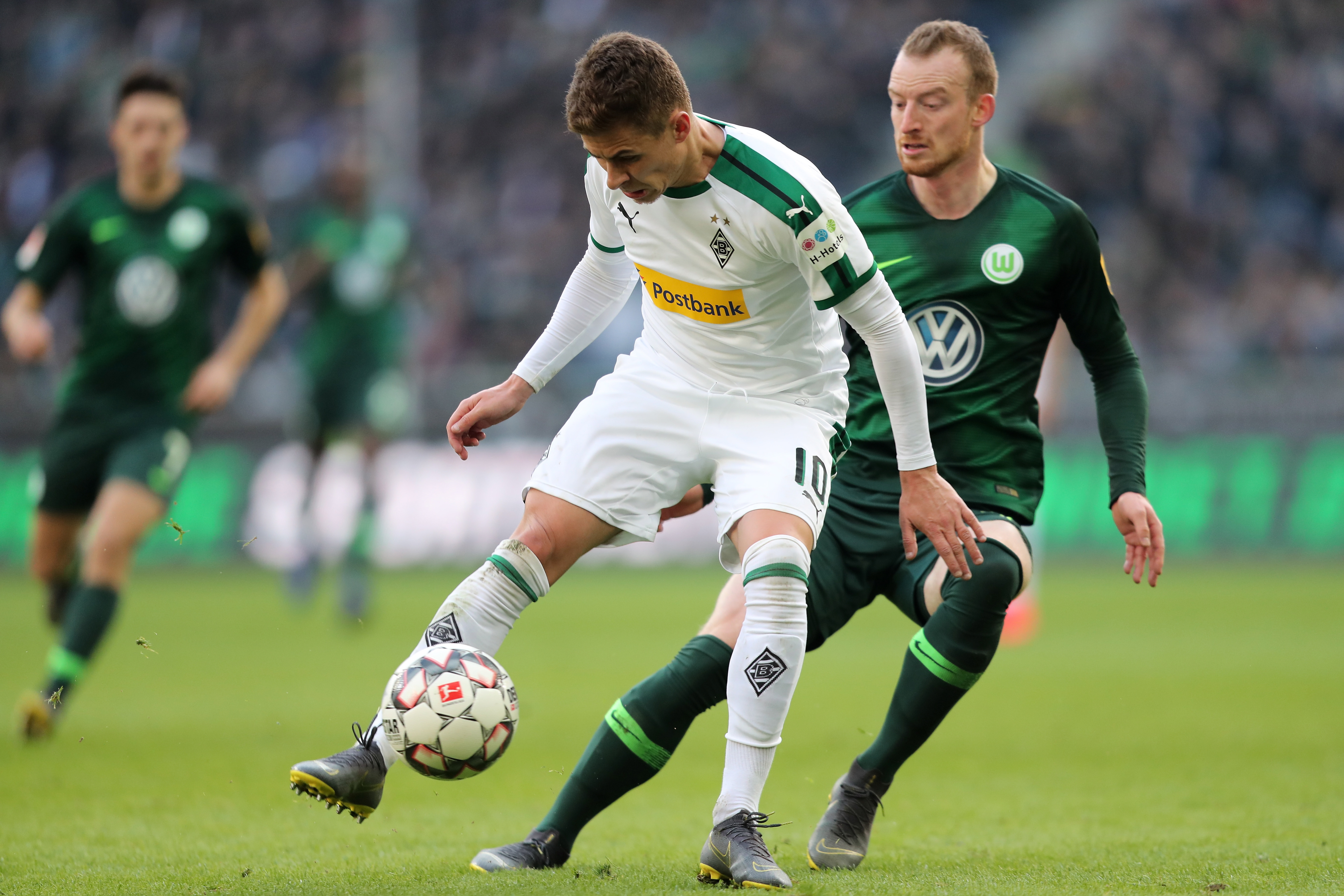 开云体育-沃尔夫斯堡胜出积分争夺，德国联赛排名傲视群雄的简单介绍