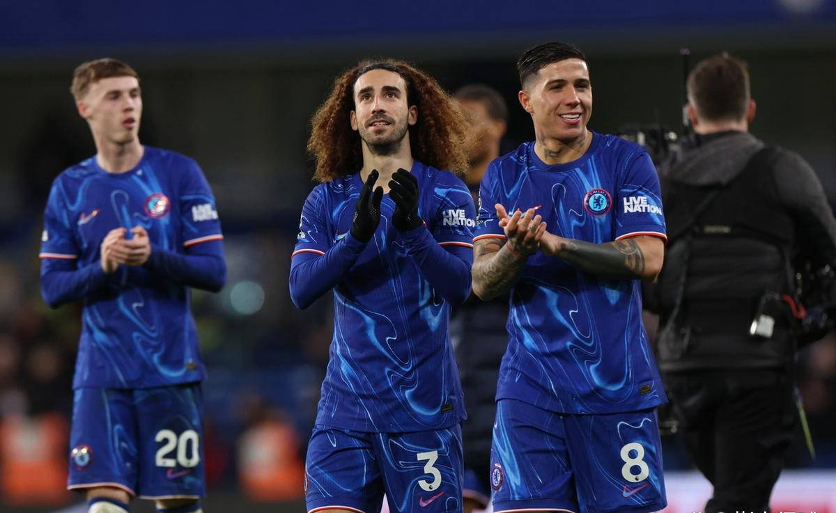 开云官网-南安普顿客场不敌对手，遭遇挫折