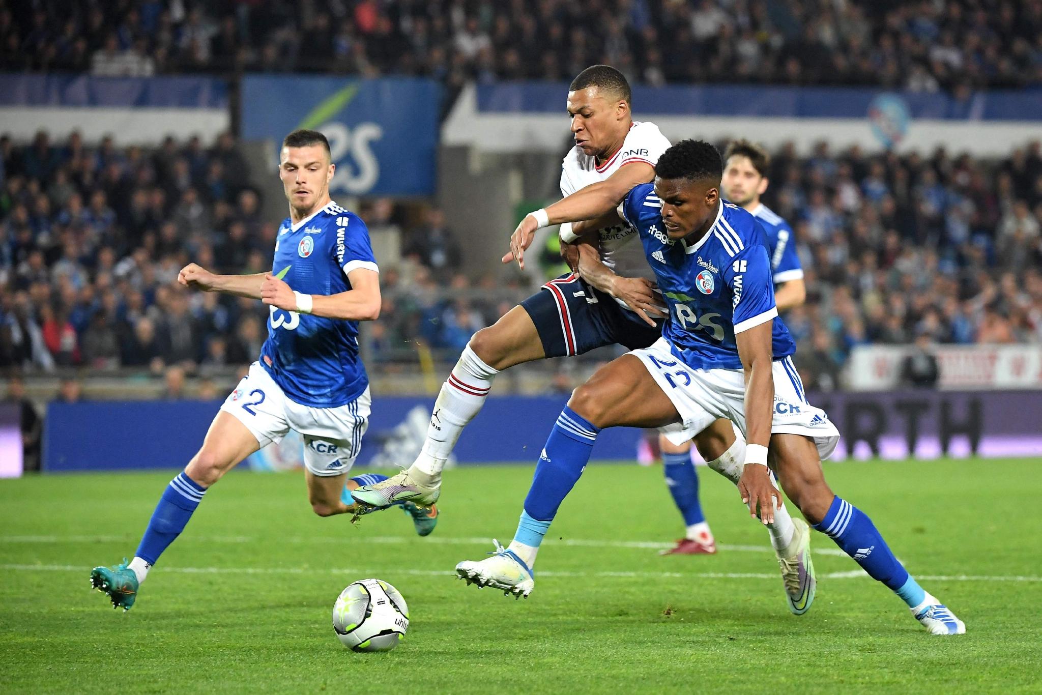 开云体育在线-勒阿弗尔客场逼平南特，法甲保级压力不小