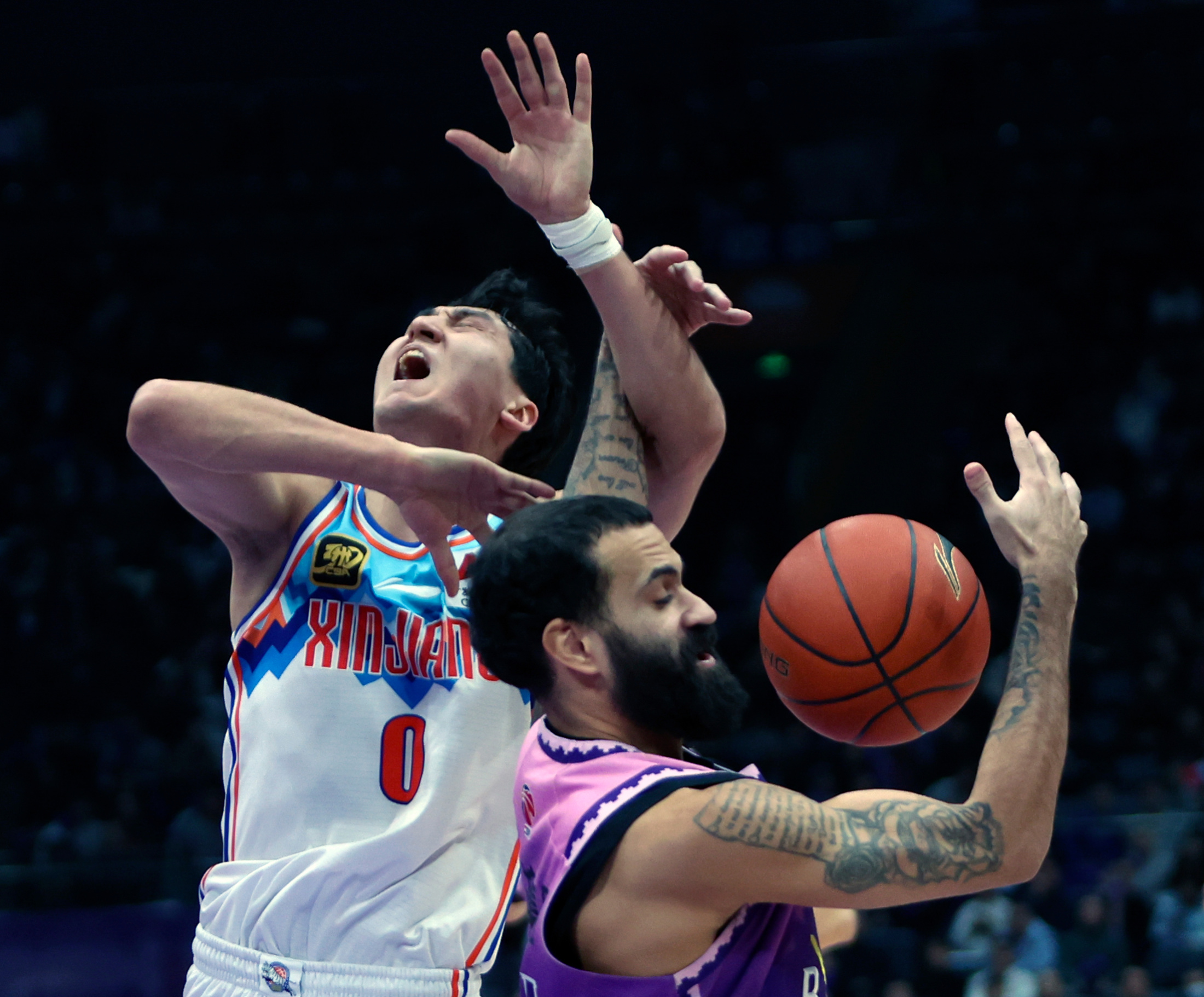 开云体育平台APP-新疆队再胜新疆队连胜开启，强势登顶