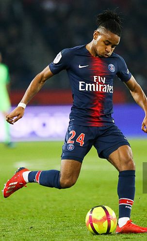 尼姆在客场表现神勇，取得意外胜利