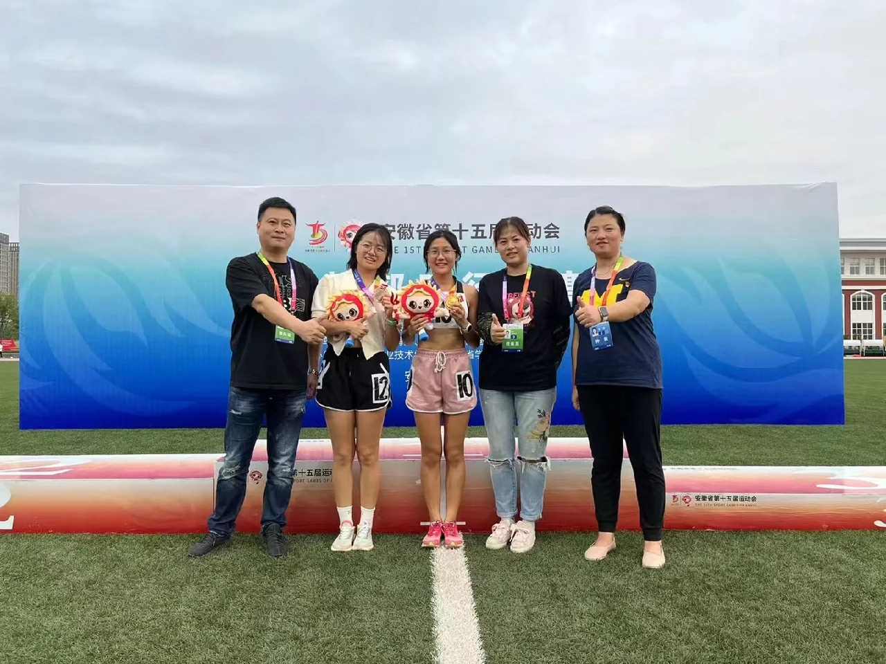 开云体育在线-韩城女足携手夺魁，再次破开冠军之门