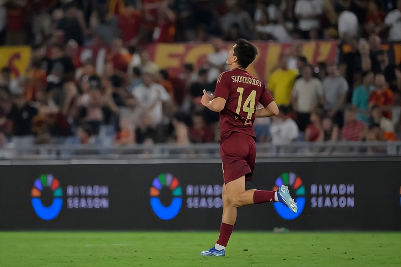 利物浦边锋曼萨助攻，球队击败对手