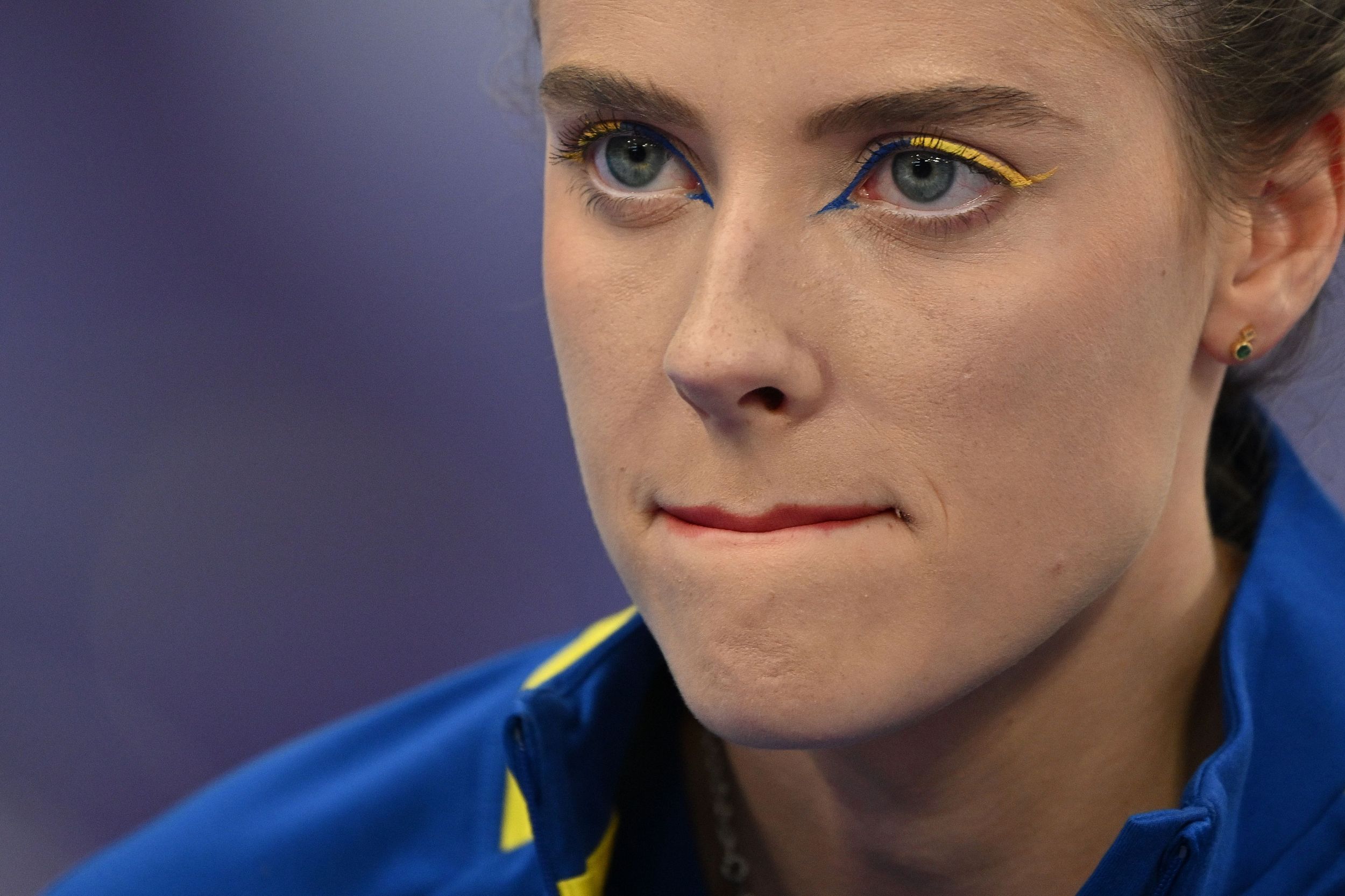 英国田径选手刷新纪录，夺得金牌