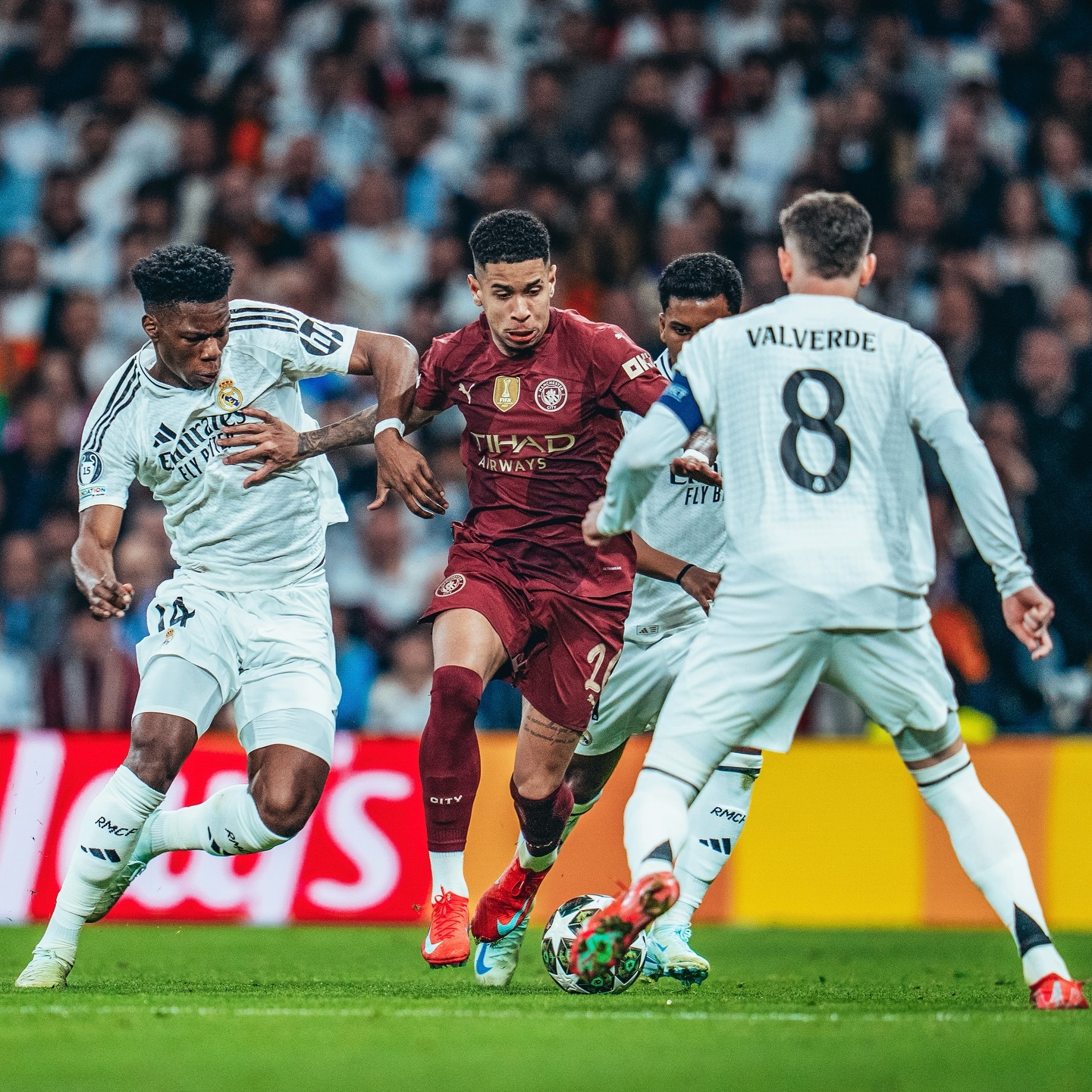 曼城主场横扫巴黎，成功杀入欧冠半决赛！