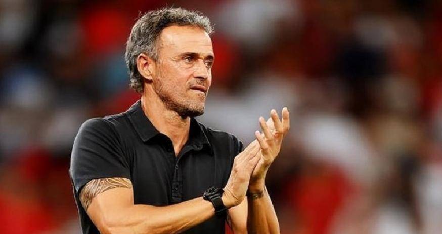 巴黎惨遭惨败，重振旗鼓争取荣耀