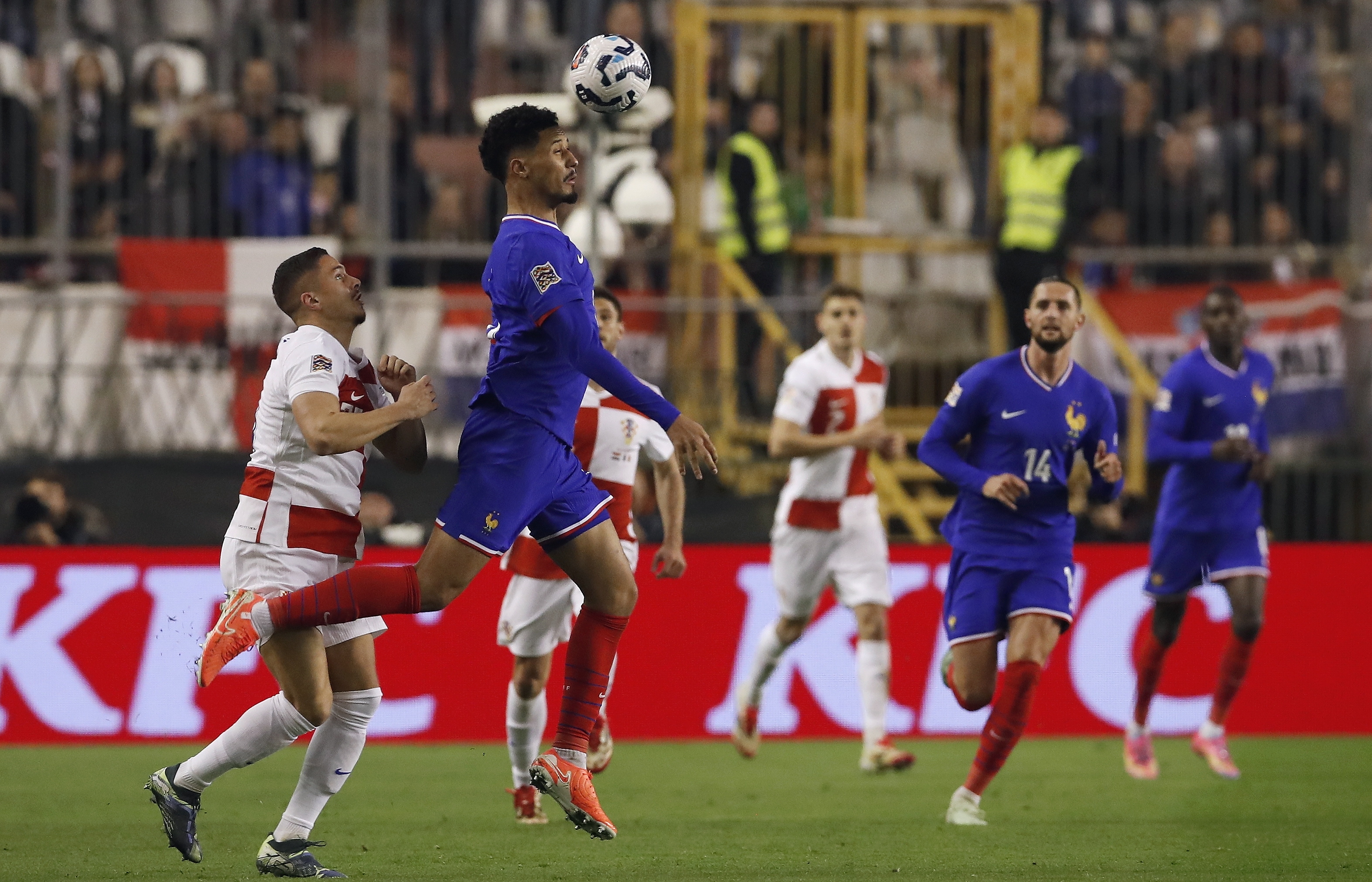 足球盛宴即将拉开帷幕，各国强队备战