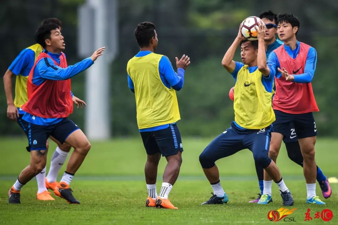 广州富力遇强敌落败,战绩再次遇阻 广州富力遇强敌落败,战绩再次遇阻