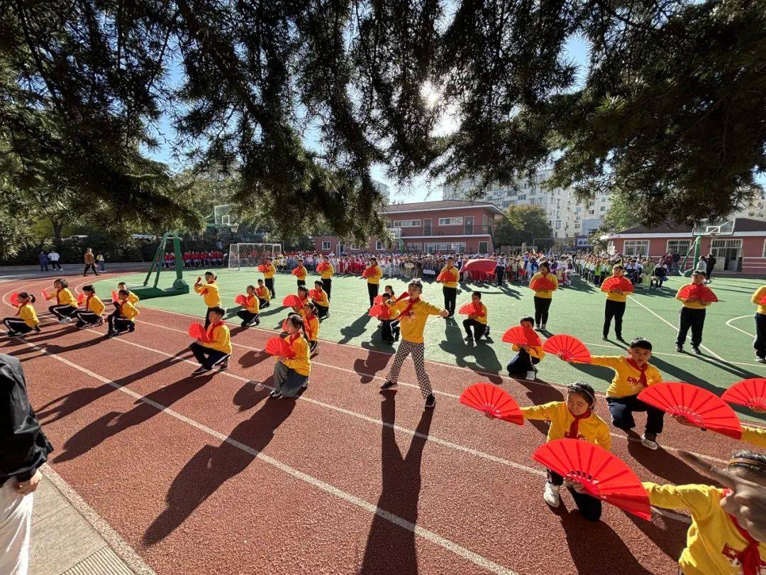 开云体育官网-北京男篮精诚合作，成功驰骋赛场