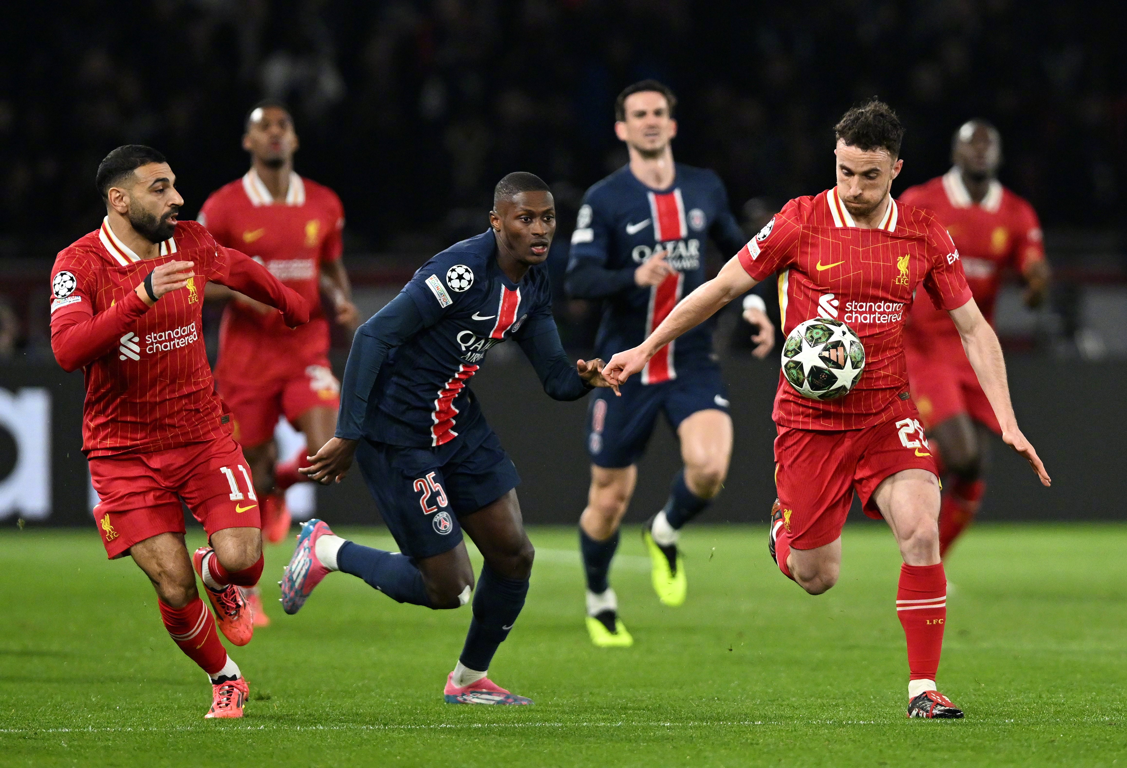 开云体育平台APP-关于巴黎圣日耳曼客场大夺一胜，领跑小组晋级的信息