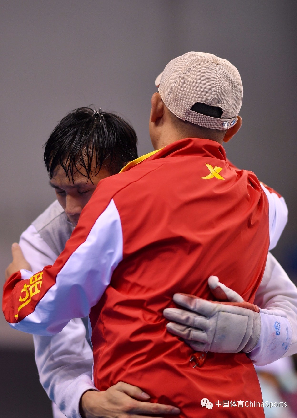 白俄罗斯选手勇夺击剑比赛冠军 白俄罗斯选手勇夺击剑比赛冠军