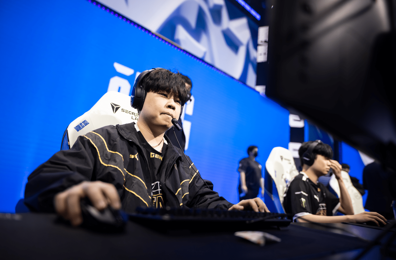 关于C9血洗FLY,Ruler极限生还后反打强强对话全球总决赛,技惊四座的信息 关于C9血洗FLY,Ruler极限生还后反打强强对话全球总决赛,技惊四座的信息