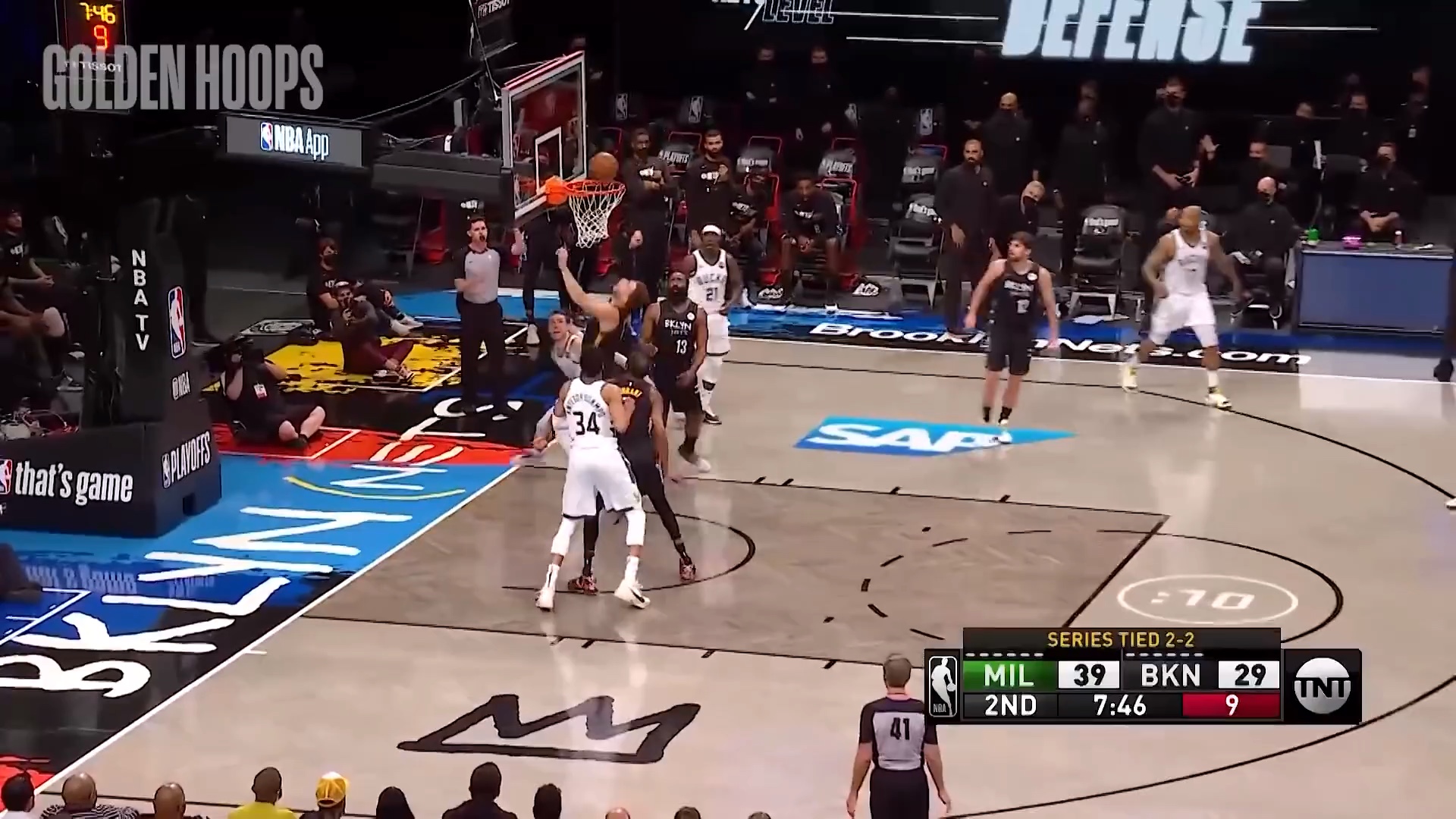 雄鹿横扫篮网轻取东部决赛资格 雄鹿横扫篮网轻取东部决赛资格