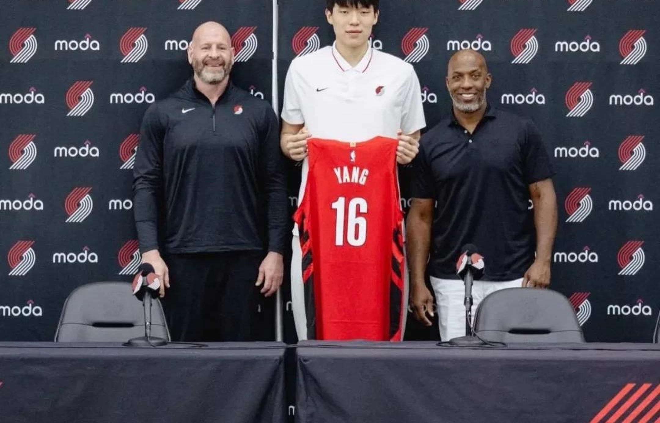 开云体育-视频回放后篮网逆转开拓者，众球迷纷纷点赞